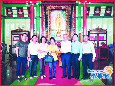 天华医院坚持创院百年初衷施医赠药痌瘝在抱 继获余声清贤伉俪捐献廿万侨商李秀苹陈坤雄吴速龙坤提迪等亦当仁不让