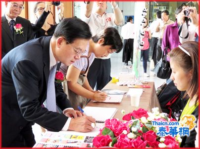 “2014中国电影周”成功举办 宁赋魁大使陈疆参赞等联合剪彩