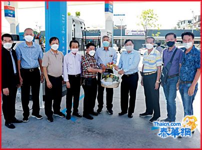 侨领陈哲思辖下拍喃二路塞家仰油站开张 潮馆副主席徐惠深暨王仁泉王楚洲陈焯辉等各界祝贺