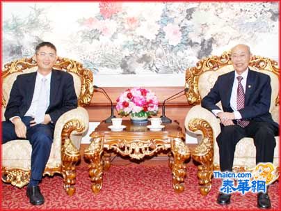 朱伟东参赞兼总领事任期届满奉调回国荣升 亲临中华总商会辞行 陈振治主席偕副主席张朝江刘暹有陈卓然庄镇雄林楚钦陈绍扬等热情接待