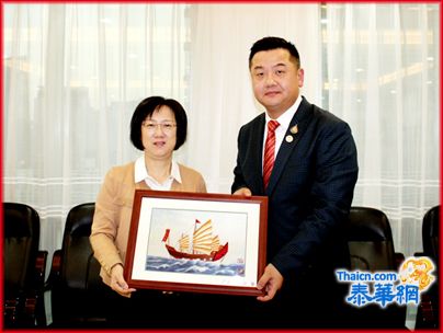 青商会会长李嘉淳率团访问广东省侨联 黄少林马文钦罗钦鸿陈柱林政希一行前往 受到颜珂黎静谢惠蓉等的亲切会见并进行了友好交流