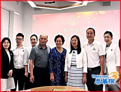 广西外国语学院朱桂玲董事长一行莅访泰国华文教师公会 主席罗铁英副主席郭晓辉秘书梁羽桐杨昕睿等热情接待